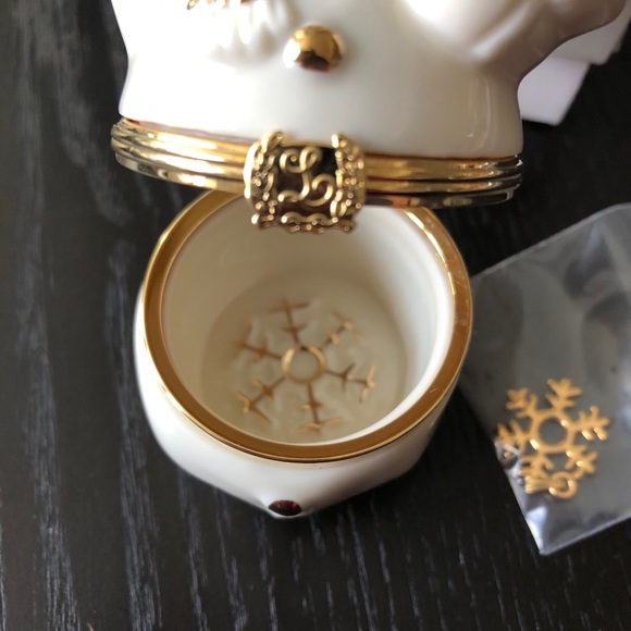 Mint Lenox Treasures The Snowman’s Surprise Box - Picture 6 of 8